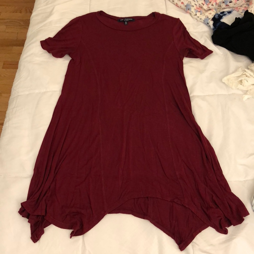 One Clothing, size Medium, maroon